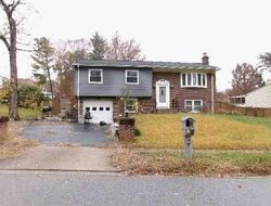 Pre-foreclosure in  LEHIGH CT Woodbridge, VA 22193