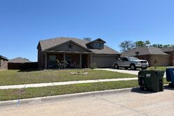 Pre-foreclosure in  OLD FARM DR Seagoville, TX 75159