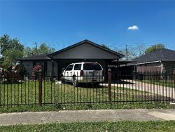 Pre-foreclosure in  GARRETT ST Pasadena, TX 77506