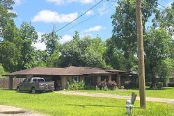 Pre-foreclosure Listing in GREENTREE ST LUMBERTON, TX 77657