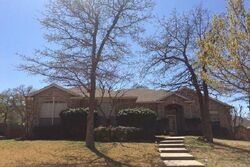 Pre-foreclosure in  RED OAK SMT Crowley, TX 76036