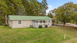 Pre-foreclosure in  HENSLEY RD Hixson, TN 37343
