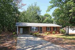 Pre-foreclosure in  LEBANON RD Pendleton, SC 29670