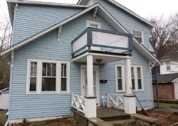Pre-foreclosure in  GOLDEN ST Norwich, CT 06360