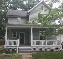  N Pine St, Newark OH