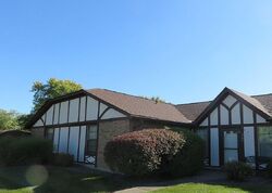 Pre-foreclosure in  PINE NEEDLES DR Dayton, OH 45458