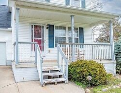 Pre-foreclosure in  SPADE AVE Akron, OH 44312