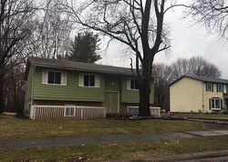 Pre-foreclosure in  DANMEAD AVE Akron, OH 44305