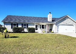 Pre-foreclosure in  JOSIE CT Hubert, NC 28539