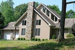 Pre-foreclosure in  GRACEWOOD LN High Point, NC 27262