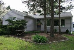 Pre-foreclosure in  BEAR RIDGE RD North Tonawanda, NY 14120