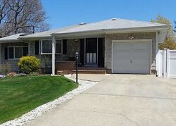 Pre-foreclosure in  RONKONKOMA BLVD Centereach, NY 11720