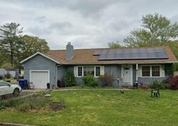 Pre-foreclosure in  BENNET ST Roebling, NJ 08554
