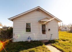 Pre-foreclosure in  CASTLE HEIGHTS AVE Pennsville, NJ 08070