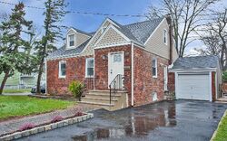 Pre-foreclosure in  SHERIDAN AVE Roselle, NJ 07203