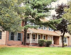  Huntington Ct, Allentown NJ