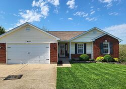 Pre-foreclosure in  MORGAN WAY Imperial, MO 63052
