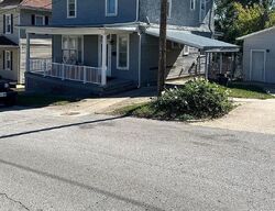 Pre-foreclosure in  BIRD ST Hannibal, MO 63401