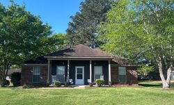 Pre-foreclosure in  GLENNHAVEN DR Byram, MS 39272