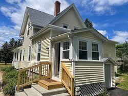 Pre-foreclosure in  E ASHLAND ST Brockton, MA 02302