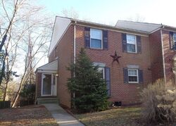 Pre-foreclosure in  CASTLEHILL CT Lutherville Timonium, MD 21093
