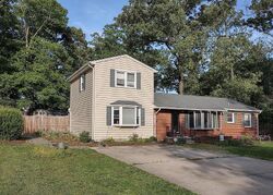 Marion Ln, Waldorf MD