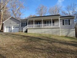  Upland Dr, Bushwood MD