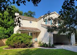 Pre-foreclosure in  MIDDLESEX DR Louisville, KY 40245