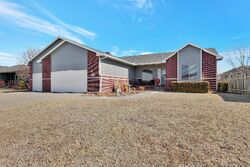Pre-foreclosure in  BRISTOL LN Newton, KS 67114