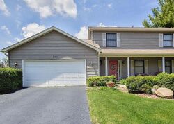 Pre-foreclosure in  MORAINE HILL DR Cary, IL 60013