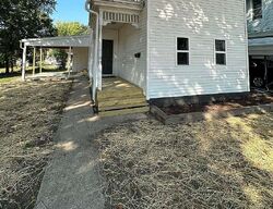 N 9th St, Quincy IL