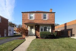 Pre-foreclosure in  S 16TH AVE Broadview, IL 60155