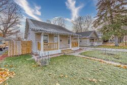 Pre-foreclosure in  N CENTER ST Crest Hill, IL 60403