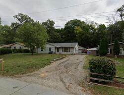 Pre-foreclosure in  ROBERTS ST Wilmington, IL 60481