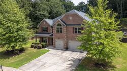 Pre-foreclosure in  CLIFTONDALE DR Atlanta, GA 30349