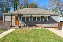 Pre-foreclosure Listing in W LAKE AVE NW ATLANTA, GA 30318