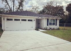 Pre-foreclosure in  GOLFAIR BLVD Jacksonville, FL 32209