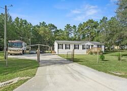 Pre-foreclosure in  W PERSHING DR Homosassa, FL 34448