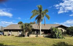 Pre-foreclosure in  CROSSVIEW LN Palm Coast, FL 32137