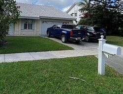 Pre-foreclosure in  SW 94TH AVE Miami, FL 33189