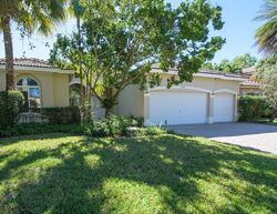 Pre-foreclosure in  SE 23RD CT Homestead, FL 33035