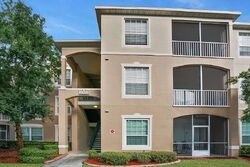 Pre-foreclosure in  BAYMEADOWS RD E UNIT 113 Jacksonville, FL 32256