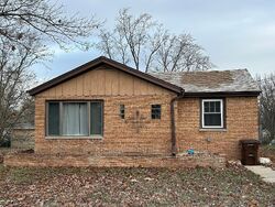 Pre-foreclosure in  158TH ST Oak Forest, IL 60452