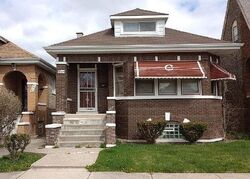 Pre-foreclosure in  S WOOD ST Chicago, IL 60620