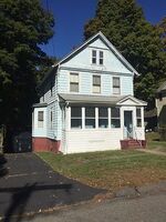 Pre-foreclosure in  HOWARD AVE Meriden, CT 06450