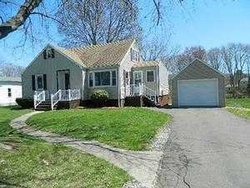 Pre-foreclosure in  PADDOCK AVE Meriden, CT 06450