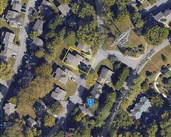 Pre-foreclosure in  OLDE COLONY TRL  Knoxville, TN 37923