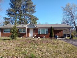  Dearman St, Smithville TN