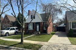 Pre-foreclosure in  21ST ST Wyandotte, MI 48192