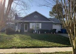 Pre-foreclosure in  LAMBDIN ARCH Virginia Beach, VA 23455